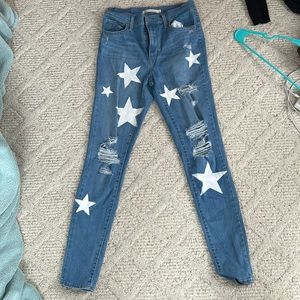 Levi’s blue skinny jeans